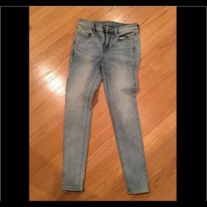 American Eagle Jeans Super Stretch X4. Size 4